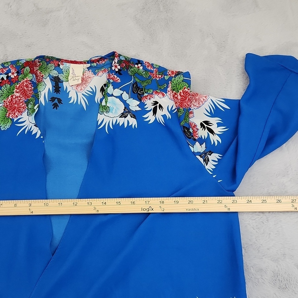 Lavender & Honey floral lightweight top size large - Picture 10 of 10